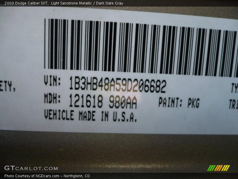 Light Sandstone Metallic / Dark Slate Gray 2009 Dodge Caliber SXT
