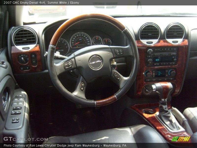 Summit White / Ebony 2007 GMC Envoy Denali 4x4