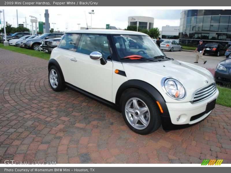 Pepper White / Black/Grey 2009 Mini Cooper Hardtop