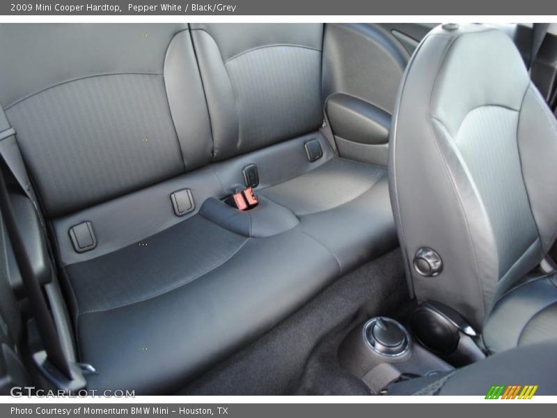 Pepper White / Black/Grey 2009 Mini Cooper Hardtop