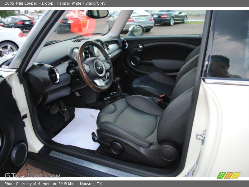 Pepper White / Black/Grey 2009 Mini Cooper Hardtop
