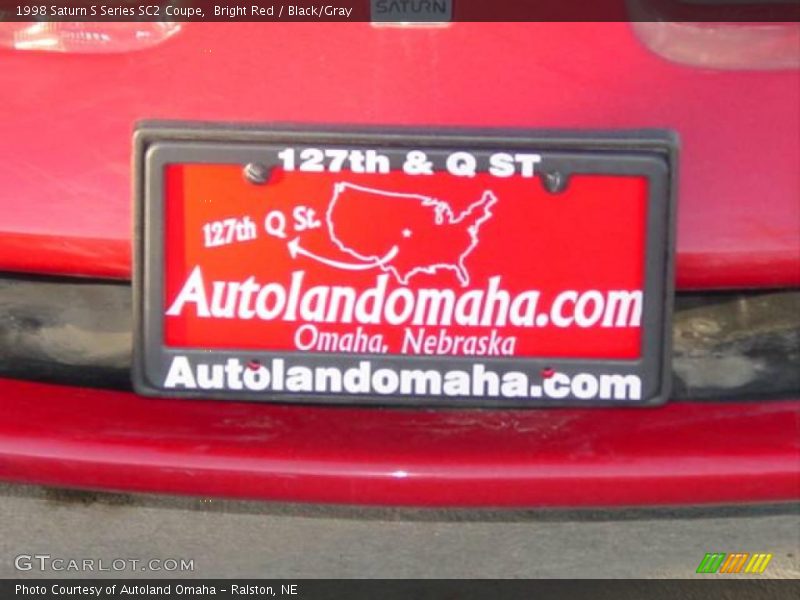 Bright Red / Black/Gray 1998 Saturn S Series SC2 Coupe