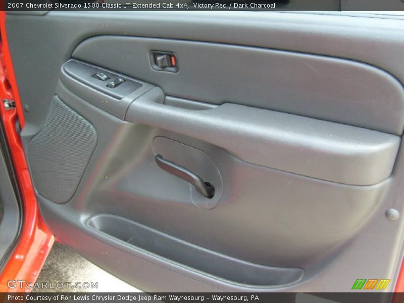 Victory Red / Dark Charcoal 2007 Chevrolet Silverado 1500 Classic LT Extended Cab 4x4
