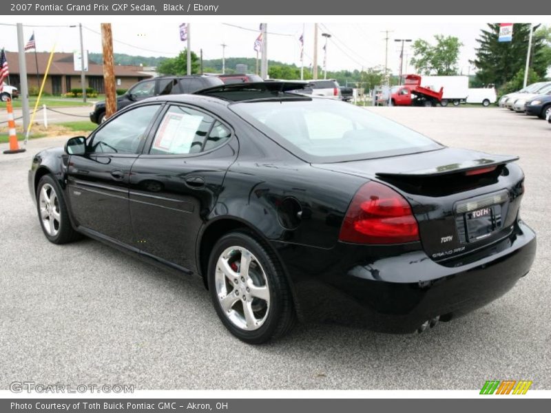 Black / Ebony 2007 Pontiac Grand Prix GXP Sedan
