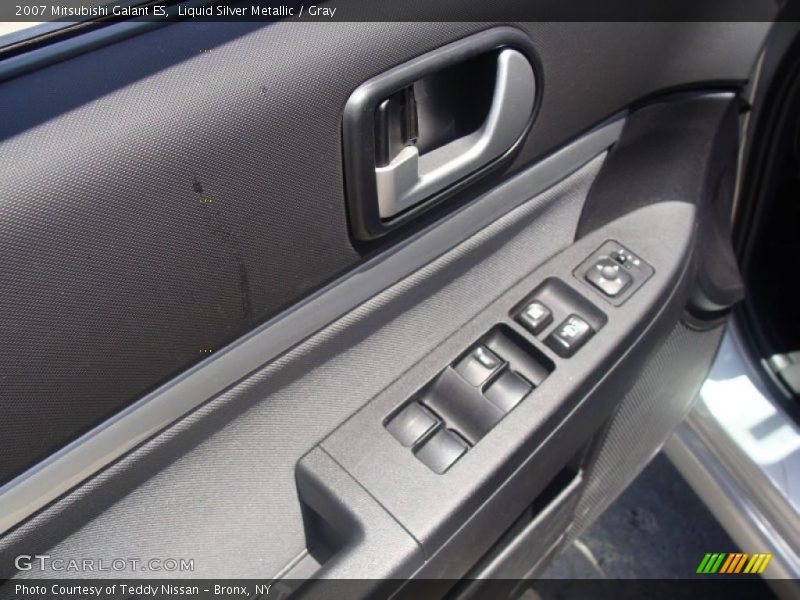 Liquid Silver Metallic / Gray 2007 Mitsubishi Galant ES