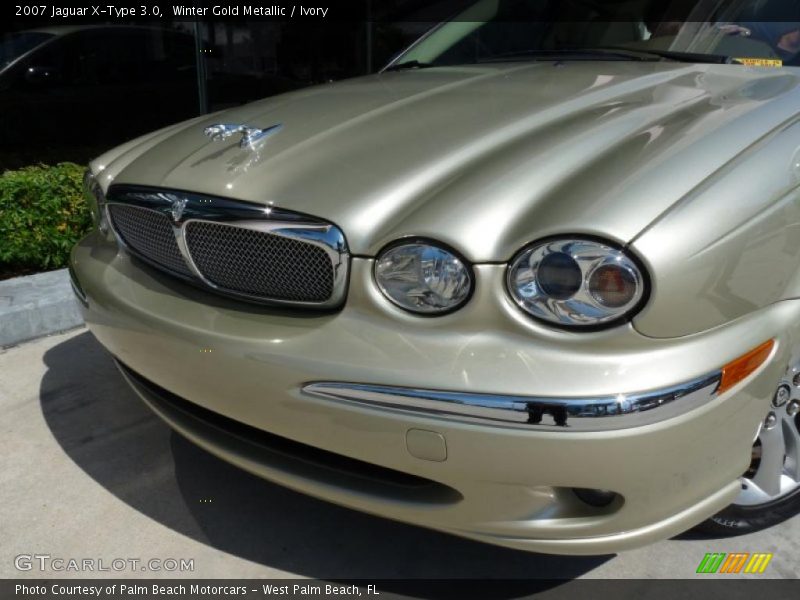 Winter Gold Metallic / Ivory 2007 Jaguar X-Type 3.0