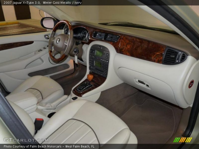 Winter Gold Metallic / Ivory 2007 Jaguar X-Type 3.0