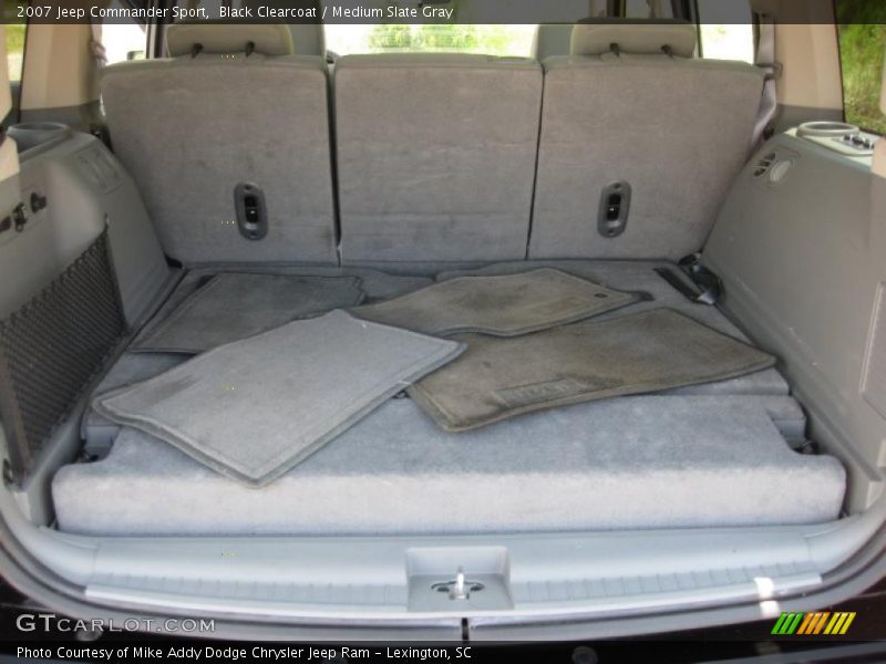 Black Clearcoat / Medium Slate Gray 2007 Jeep Commander Sport