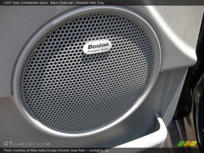 Black Clearcoat / Medium Slate Gray 2007 Jeep Commander Sport