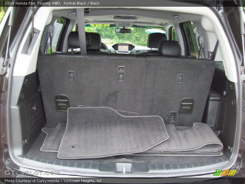 Formal Black / Black 2009 Honda Pilot Touring 4WD