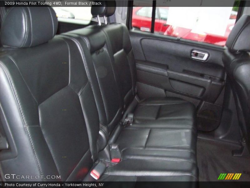 Formal Black / Black 2009 Honda Pilot Touring 4WD