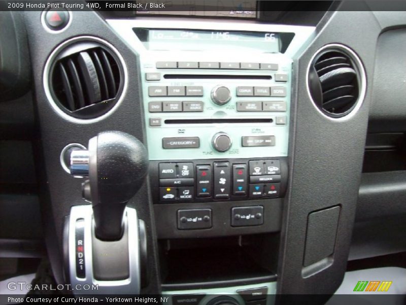 Formal Black / Black 2009 Honda Pilot Touring 4WD