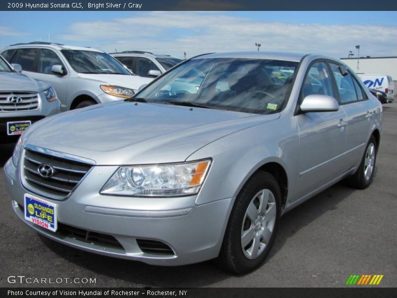 Bright Silver / Gray 2009 Hyundai Sonata GLS