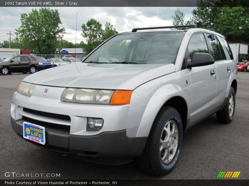 Silver / Gray 2002 Saturn VUE V6 AWD