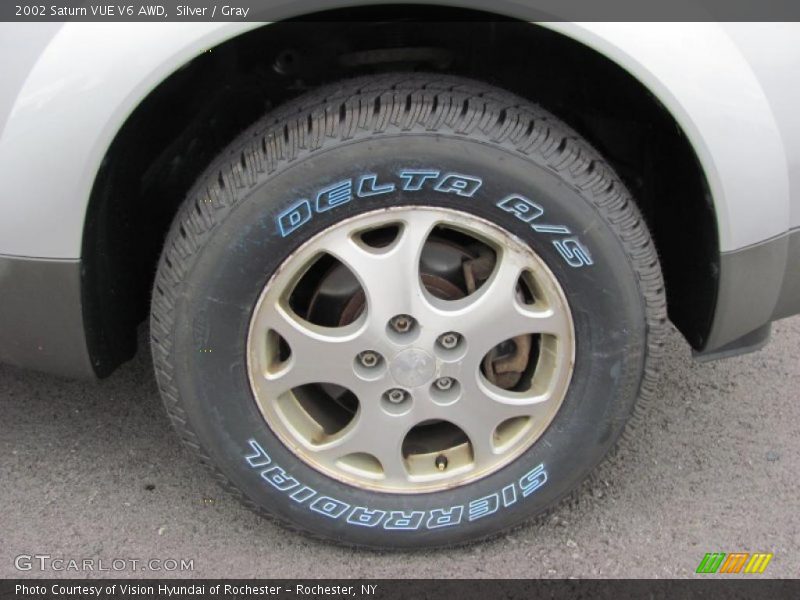 Silver / Gray 2002 Saturn VUE V6 AWD