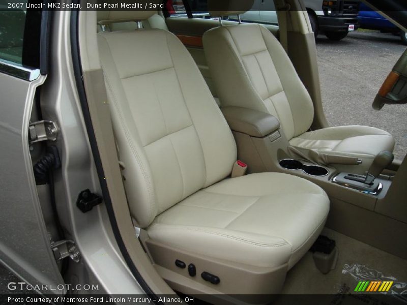 Dune Pearl Metallic / Sand 2007 Lincoln MKZ Sedan