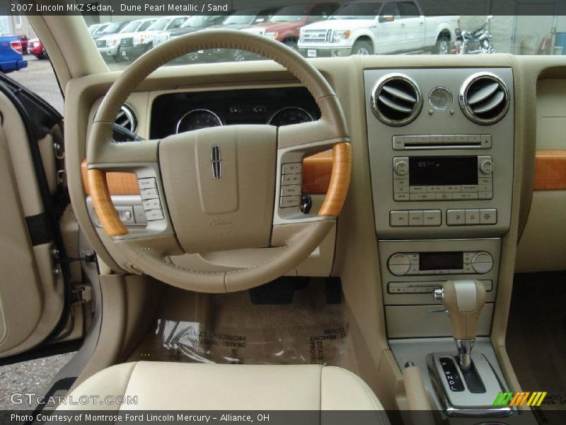 Dune Pearl Metallic / Sand 2007 Lincoln MKZ Sedan