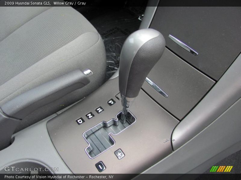 Willow Gray / Gray 2009 Hyundai Sonata GLS