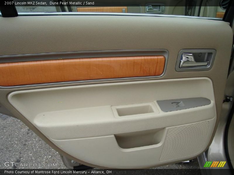 Dune Pearl Metallic / Sand 2007 Lincoln MKZ Sedan