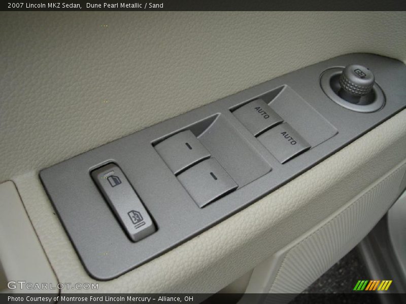 Dune Pearl Metallic / Sand 2007 Lincoln MKZ Sedan