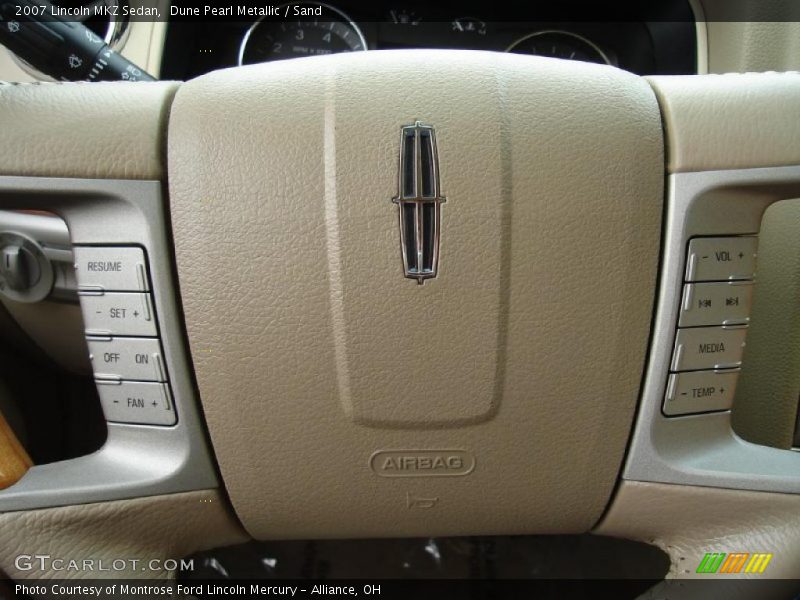 Dune Pearl Metallic / Sand 2007 Lincoln MKZ Sedan