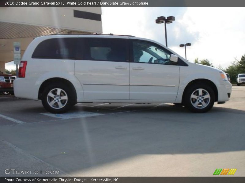 White Gold Pearl / Dark Slate Gray/Light Shale 2010 Dodge Grand Caravan SXT