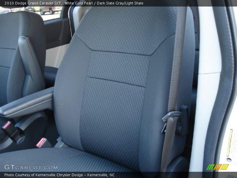 White Gold Pearl / Dark Slate Gray/Light Shale 2010 Dodge Grand Caravan SXT
