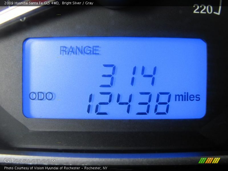 Bright Silver / Gray 2009 Hyundai Santa Fe GLS 4WD