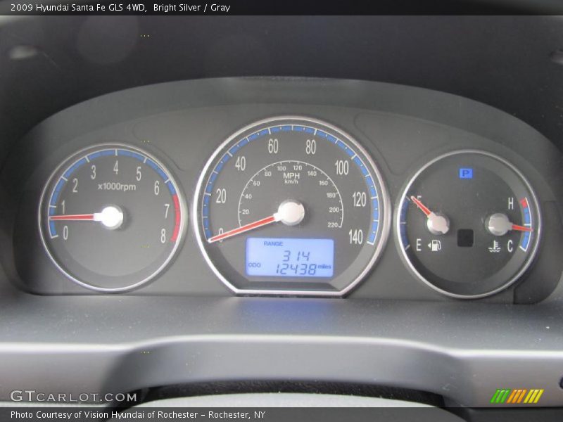 Bright Silver / Gray 2009 Hyundai Santa Fe GLS 4WD