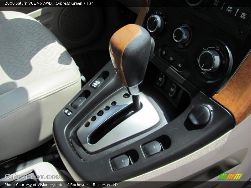 Cypress Green / Tan 2006 Saturn VUE V6 AWD