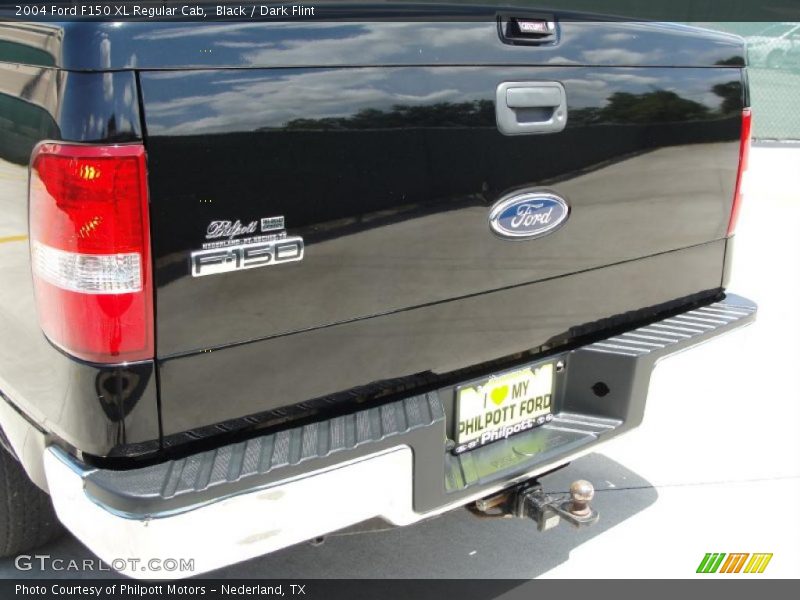 Black / Dark Flint 2004 Ford F150 XL Regular Cab
