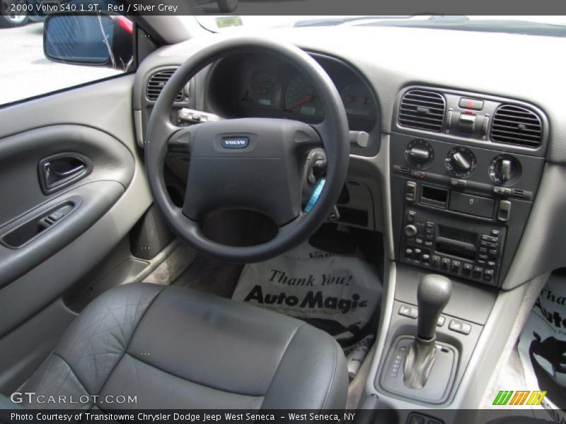 Red / Silver Grey 2000 Volvo S40 1.9T