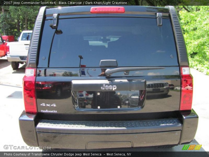 Black Clearcoat / Dark Khaki/Light Graystone 2007 Jeep Commander Sport 4x4