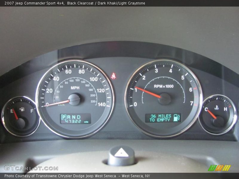 Black Clearcoat / Dark Khaki/Light Graystone 2007 Jeep Commander Sport 4x4