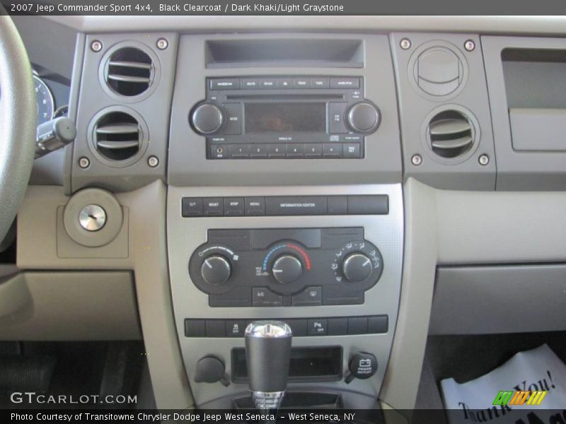 Black Clearcoat / Dark Khaki/Light Graystone 2007 Jeep Commander Sport 4x4