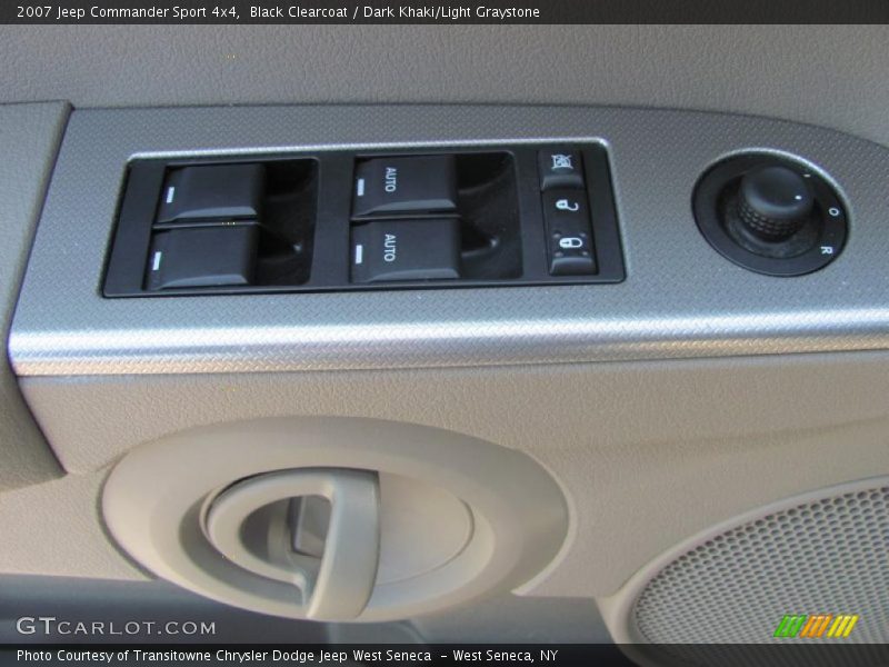 Black Clearcoat / Dark Khaki/Light Graystone 2007 Jeep Commander Sport 4x4