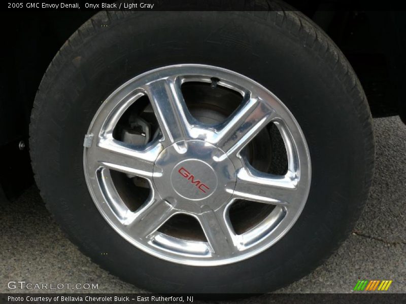 Onyx Black / Light Gray 2005 GMC Envoy Denali