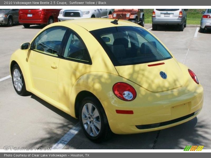 Sunflower Yellow / Black 2010 Volkswagen New Beetle 2.5 Coupe