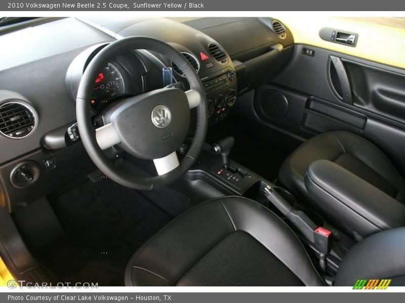 Sunflower Yellow / Black 2010 Volkswagen New Beetle 2.5 Coupe