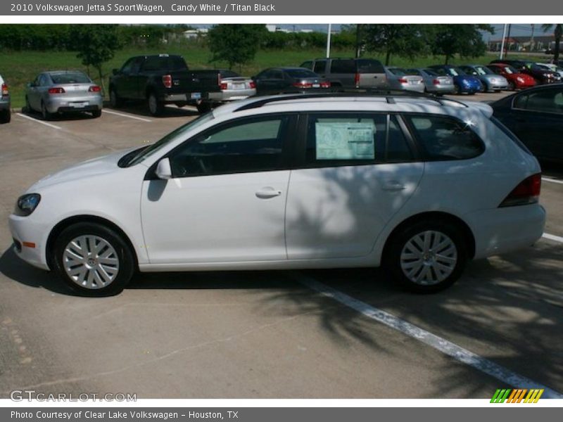 Candy White / Titan Black 2010 Volkswagen Jetta S SportWagen
