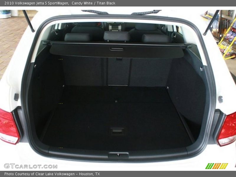 Candy White / Titan Black 2010 Volkswagen Jetta S SportWagen