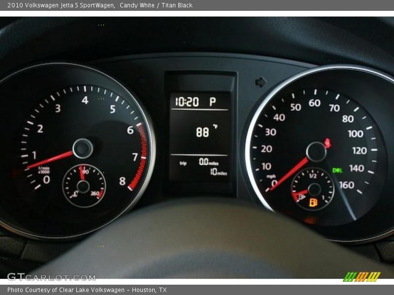 Candy White / Titan Black 2010 Volkswagen Jetta S SportWagen