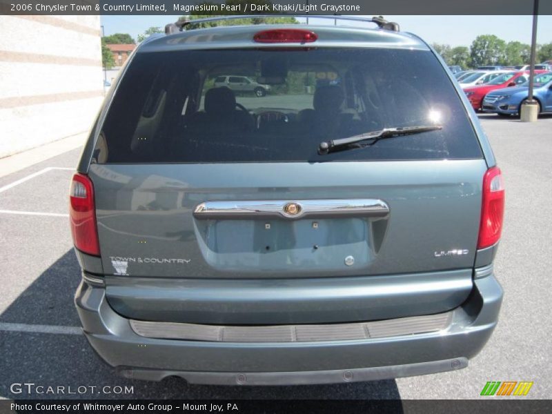 Magnesium Pearl / Dark Khaki/Light Graystone 2006 Chrysler Town & Country Limited