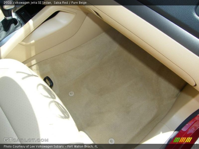 Salsa Red / Pure Beige 2009 Volkswagen Jetta SE Sedan