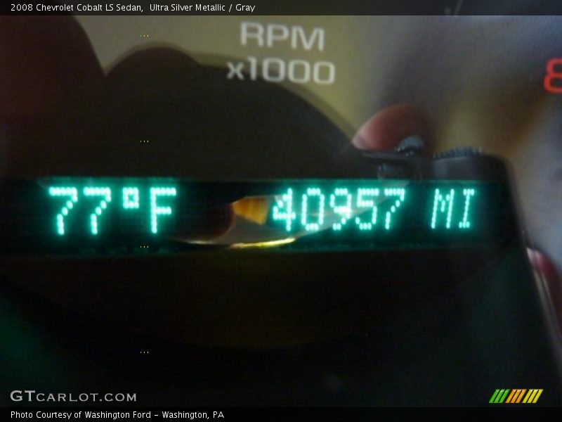 Ultra Silver Metallic / Gray 2008 Chevrolet Cobalt LS Sedan