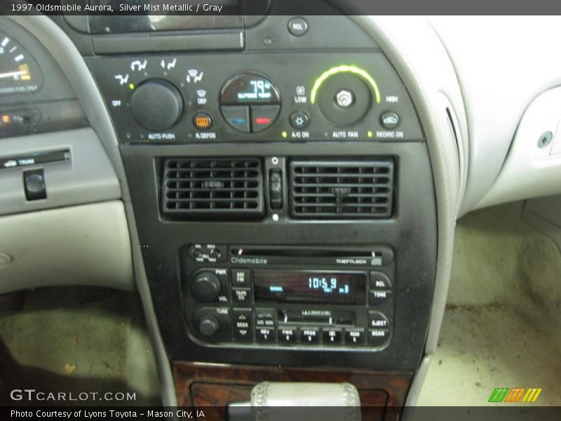 Silver Mist Metallic / Gray 1997 Oldsmobile Aurora