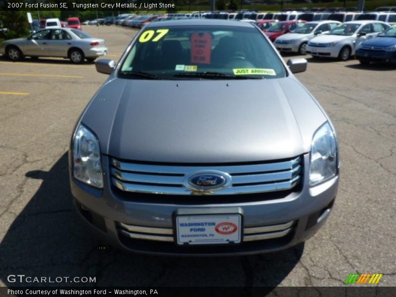 Tungsten Grey Metallic / Light Stone 2007 Ford Fusion SE