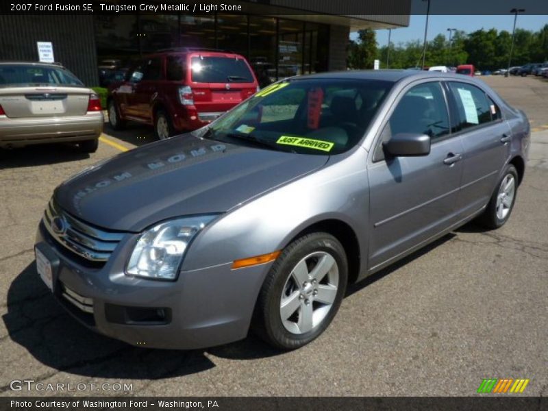 Tungsten Grey Metallic / Light Stone 2007 Ford Fusion SE