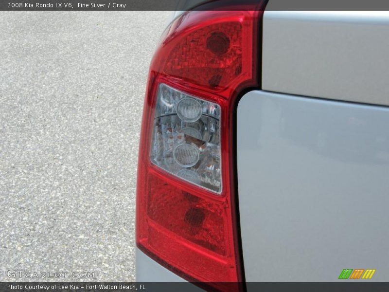 Fine Silver / Gray 2008 Kia Rondo LX V6