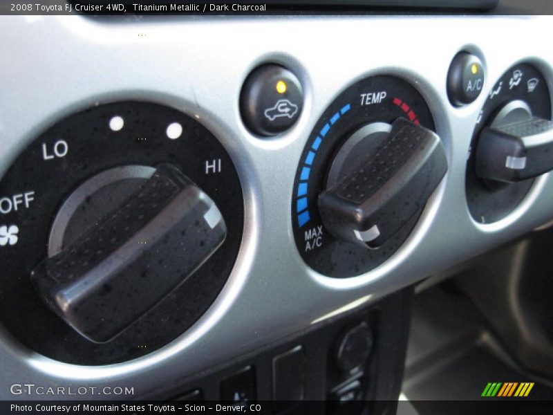 Titanium Metallic / Dark Charcoal 2008 Toyota FJ Cruiser 4WD